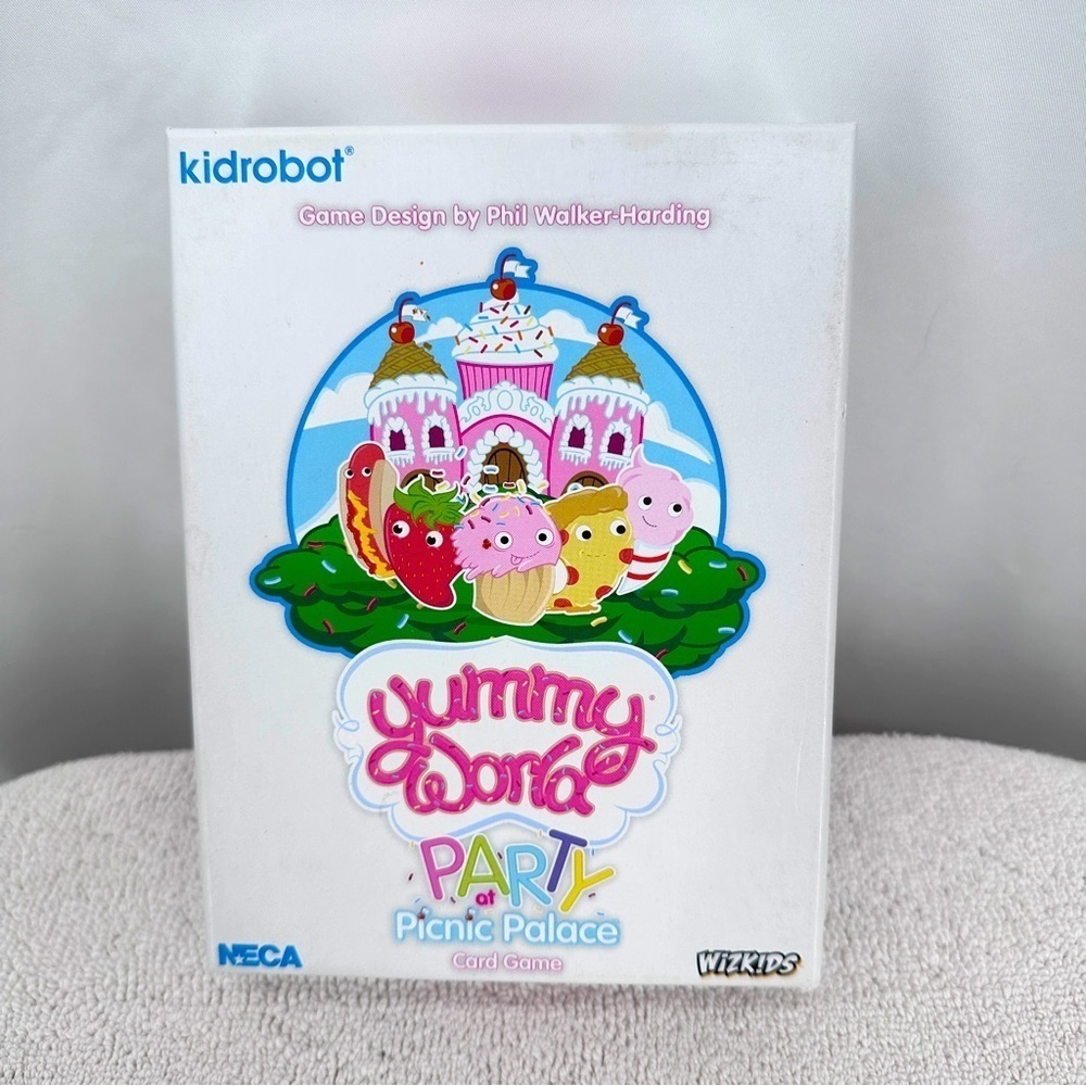 WizKids Yummy World Party at Picnic Palace Card Game Ages 8+ EUC